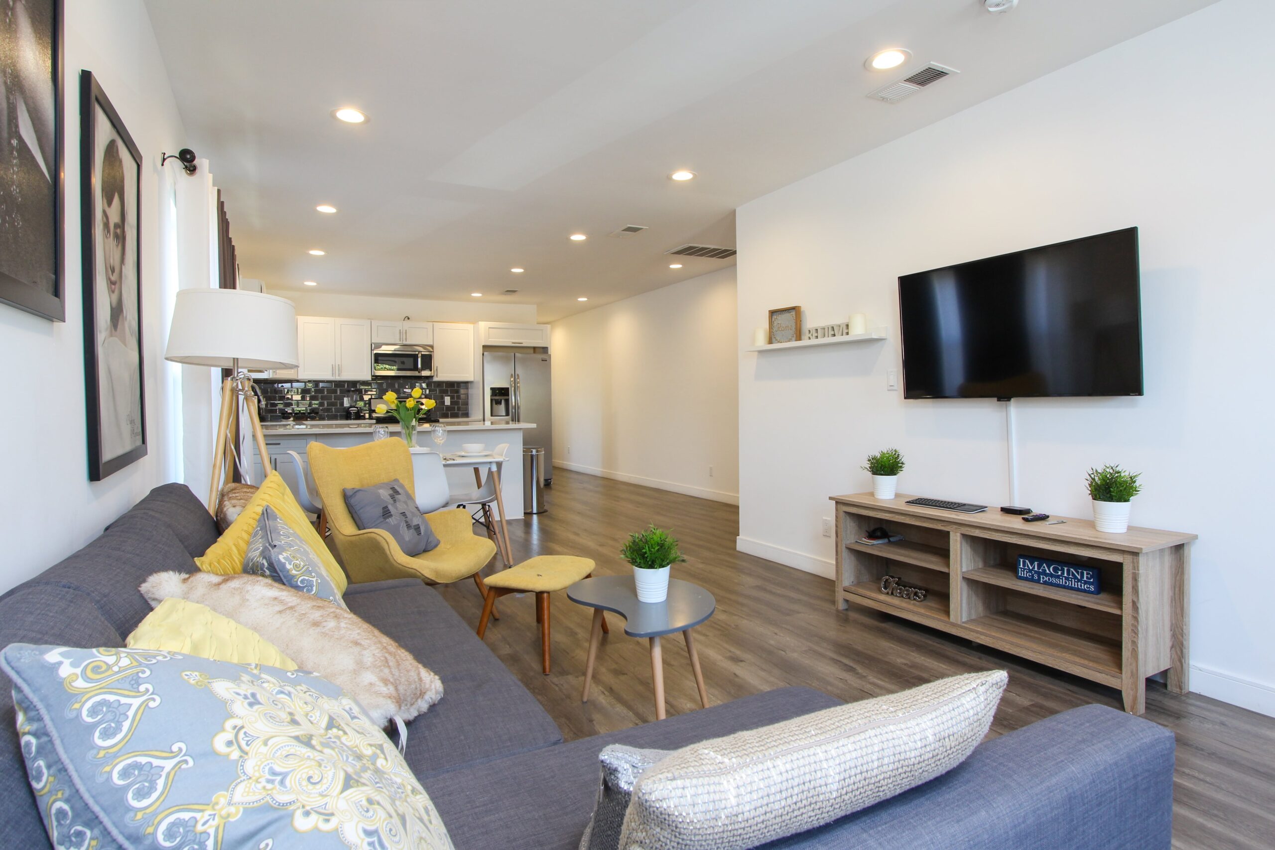 Home Remodeling - Living Room
